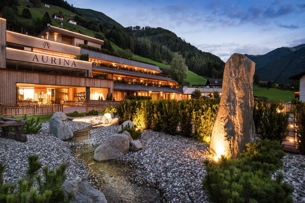 Aurina Lodges Lutago Extérieur photo